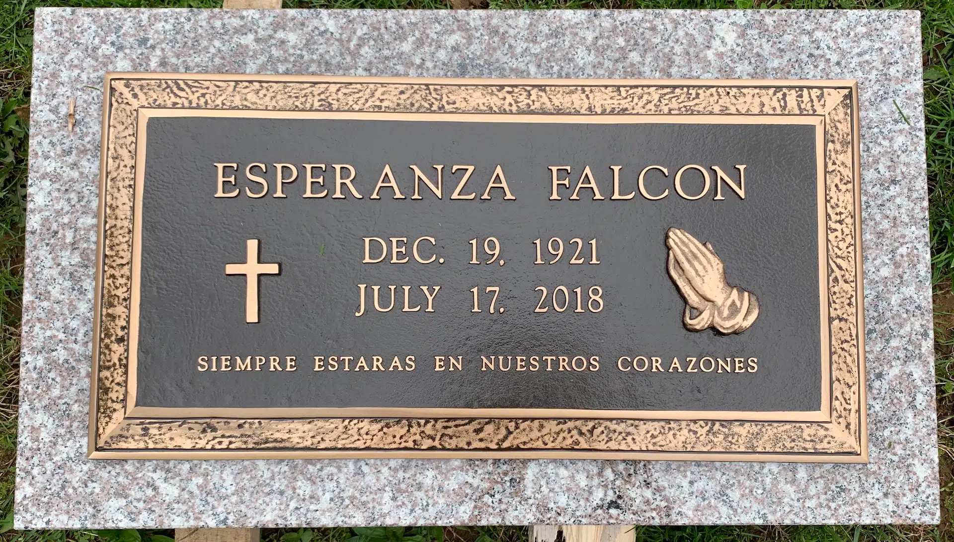 Bronze Tribute Plaque hand-carved by Tribute Plaque Shop in NJ — image 2